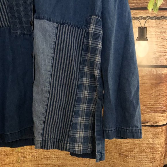 🐋Chambray Patchwork Button Up Pattern Top - Picture 4 of 9